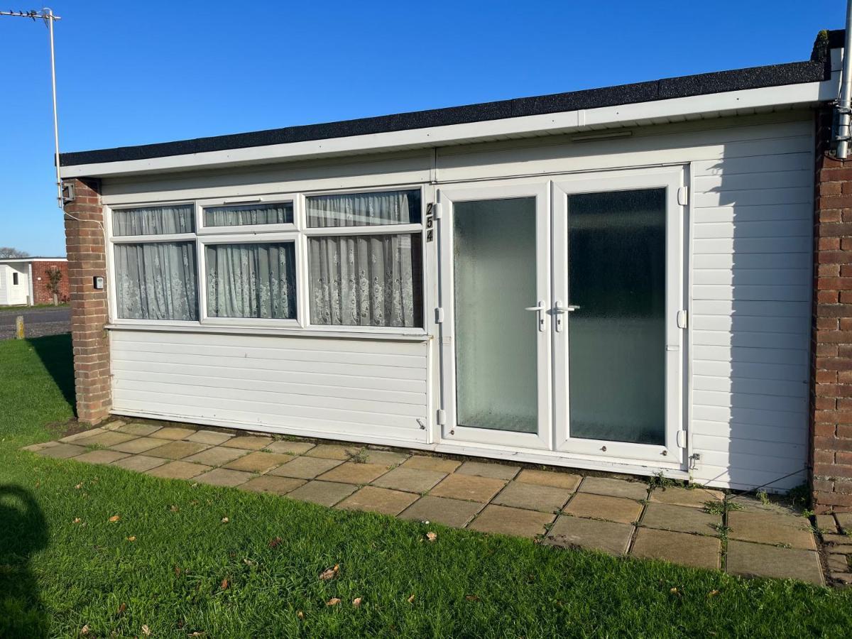 גרייט יארמאות Macs Shack, California Sands, Scratby - Two Bed Chalet, Sleeps 5, Pet Friendly, Free Pool Passes Plus Linen And Towels Included מראה חיצוני תמונה